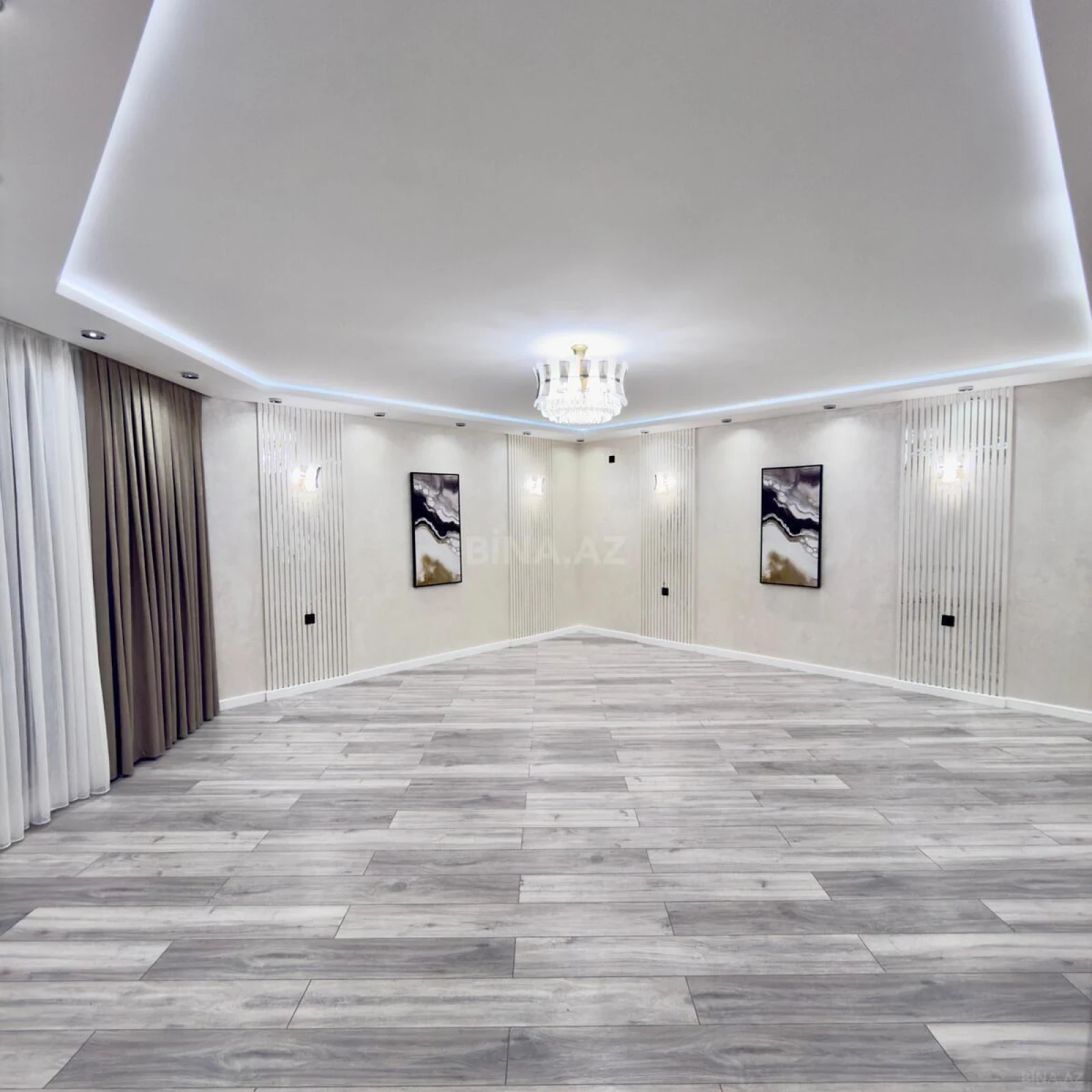 Satılır 4 otaqlı mənzil 164 m²
