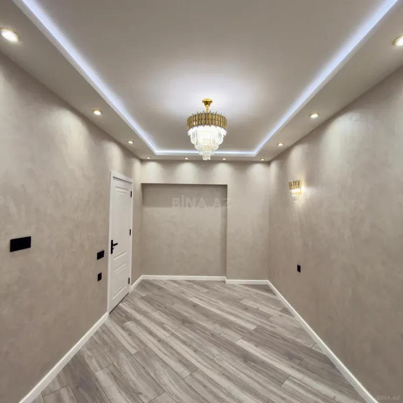 Satılır 4 otaqlı mənzil 164 m²