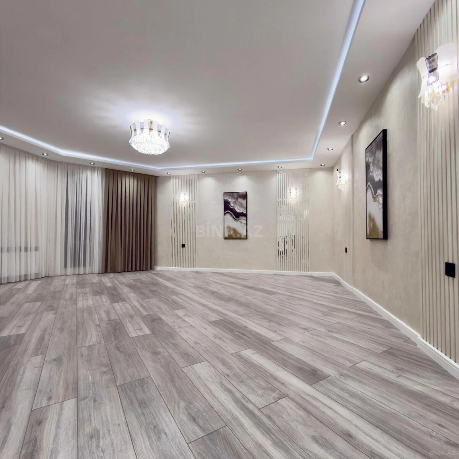 Satılır 4 otaqlı mənzil 164 m²