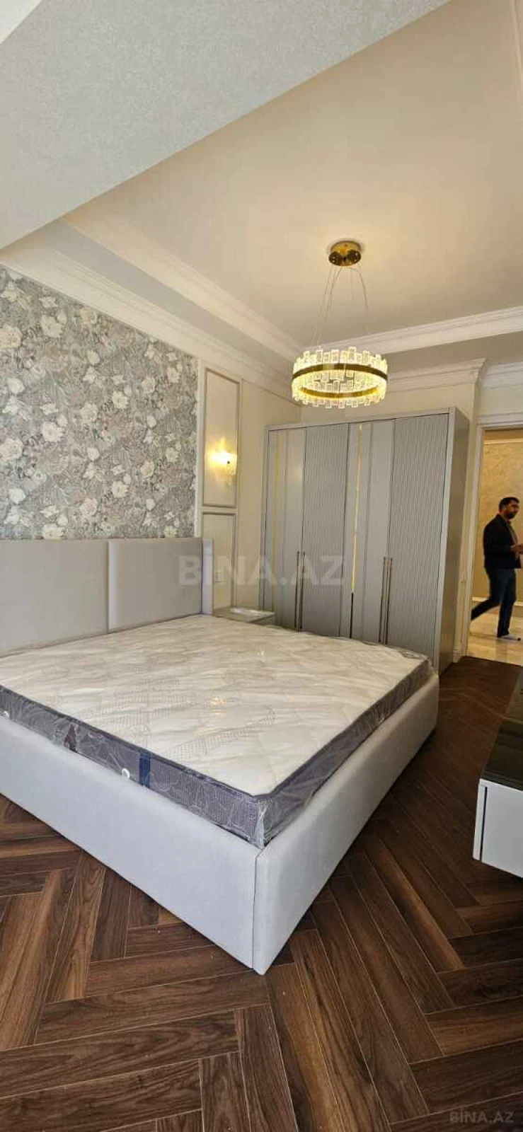 Kirayə verilir 3 otaqlı mənzil 115 m²