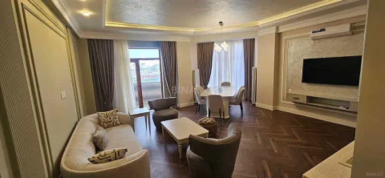 Kirayə verilir 3 otaqlı mənzil 115 m²