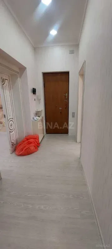Satılır 3 otaqlı mənzil 85 m²