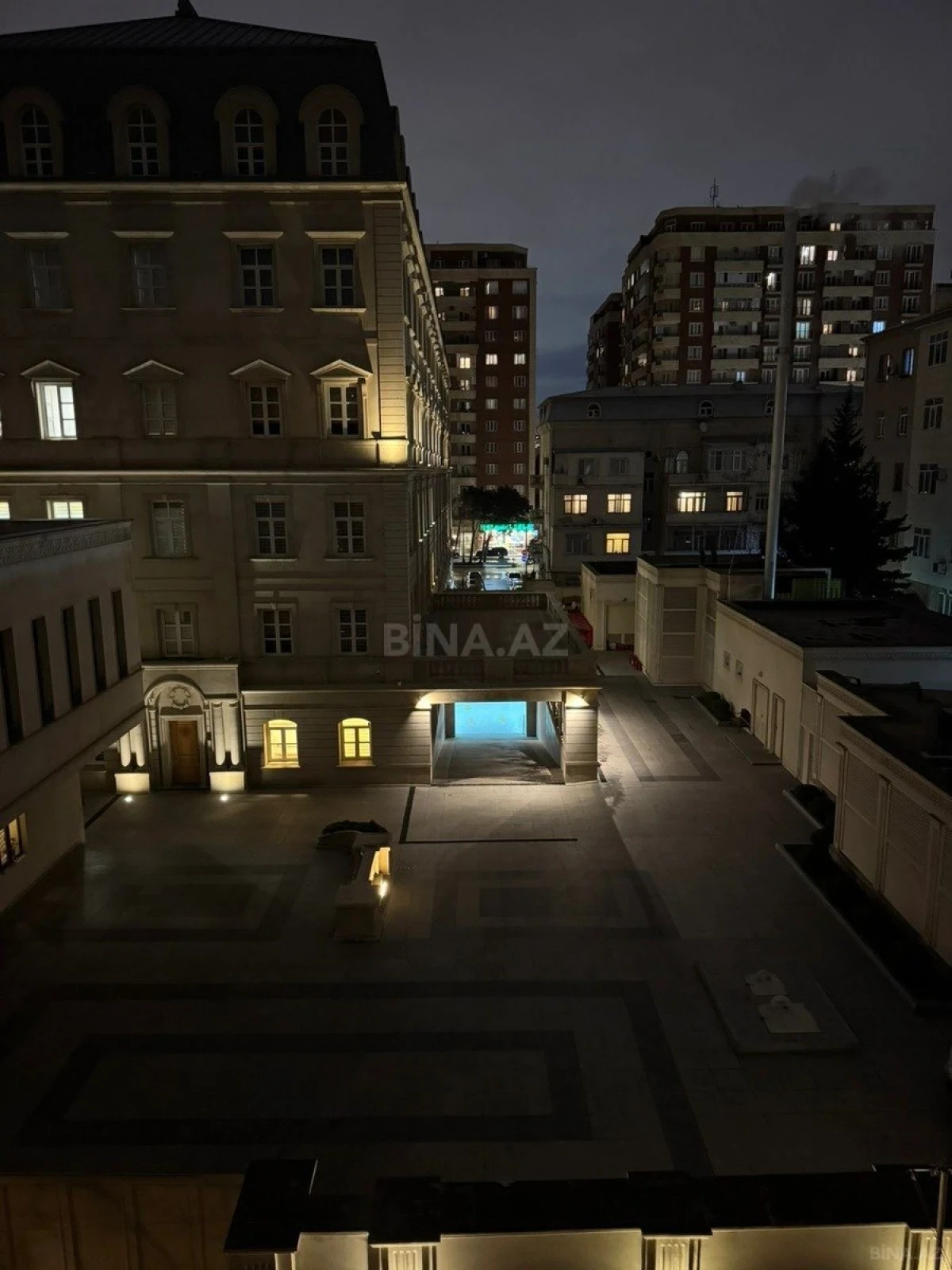 Kirayə verilir 2 otaqlı mənzil 60 m²