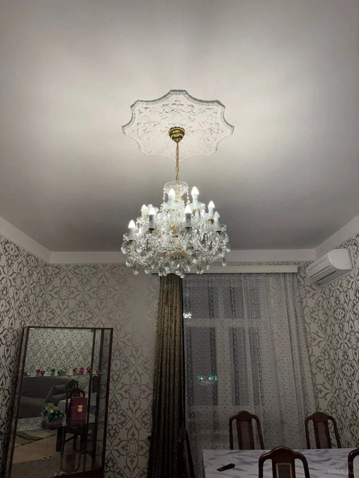 Kirayə verilir 2 otaqlı mənzil 60 m²