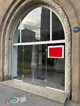 Kirayə verilir obyekt 351 m²