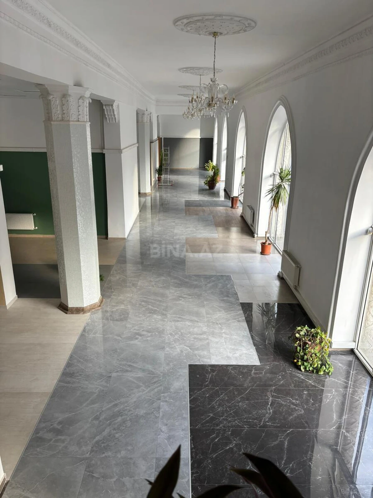 Kirayə verilir obyekt 351 m²