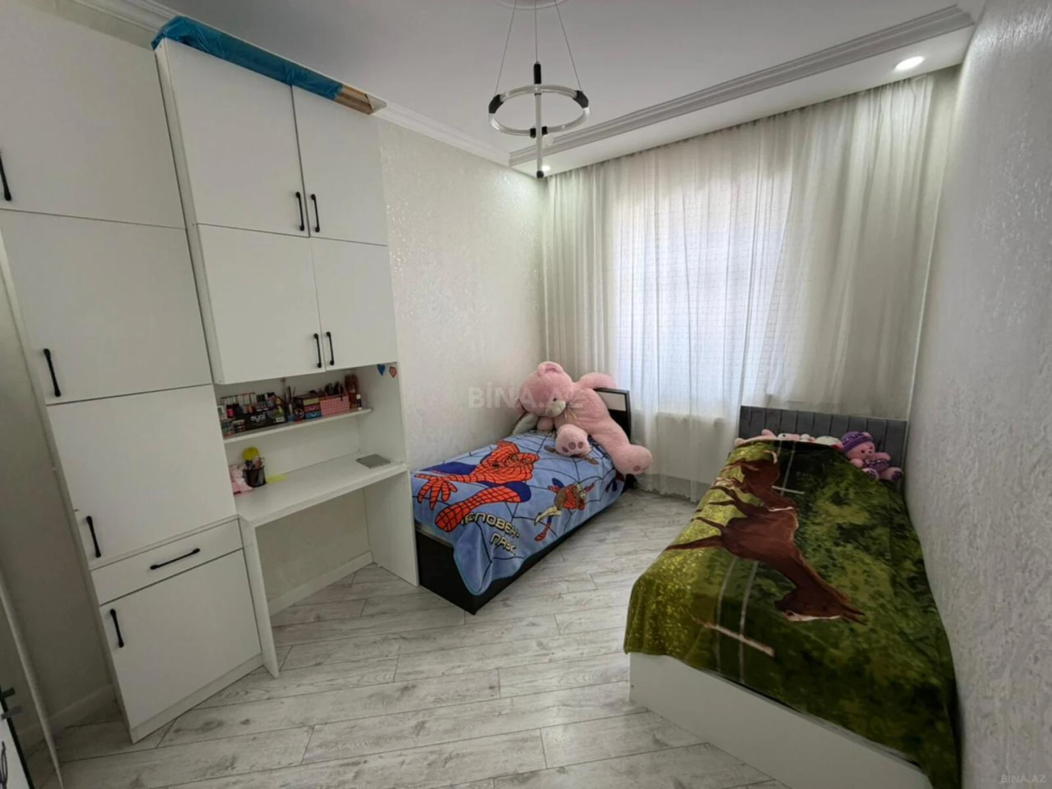 Satılır 3 otaqlı həyət evi 200 m²