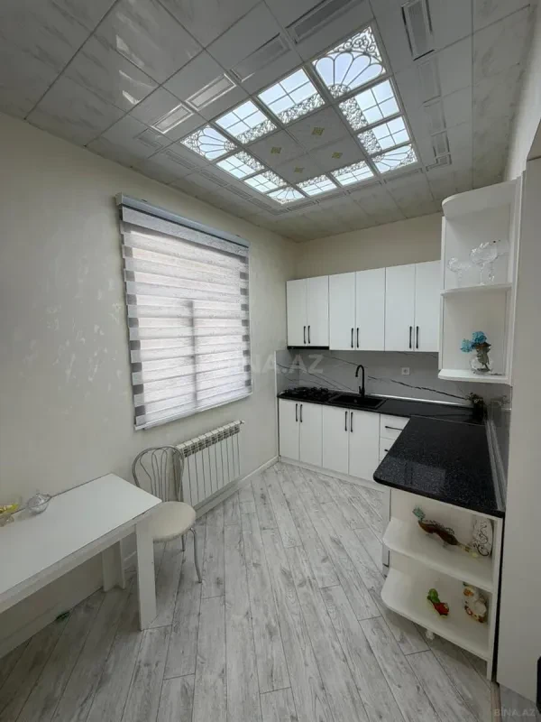 Satılır 3 otaqlı həyət evi 200 m²
