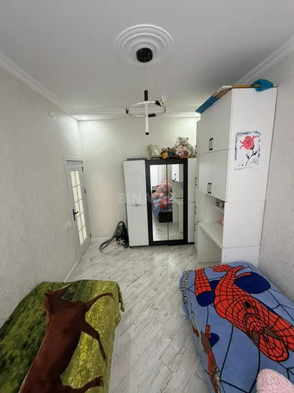 Satılır 3 otaqlı həyət evi 200 m²