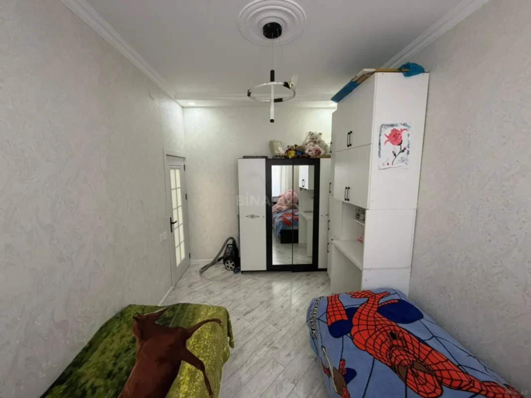 Satılır 3 otaqlı həyət evi 200 m²