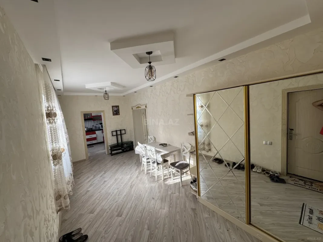 Satılır 5 otaqlı həyət evi 143 m²