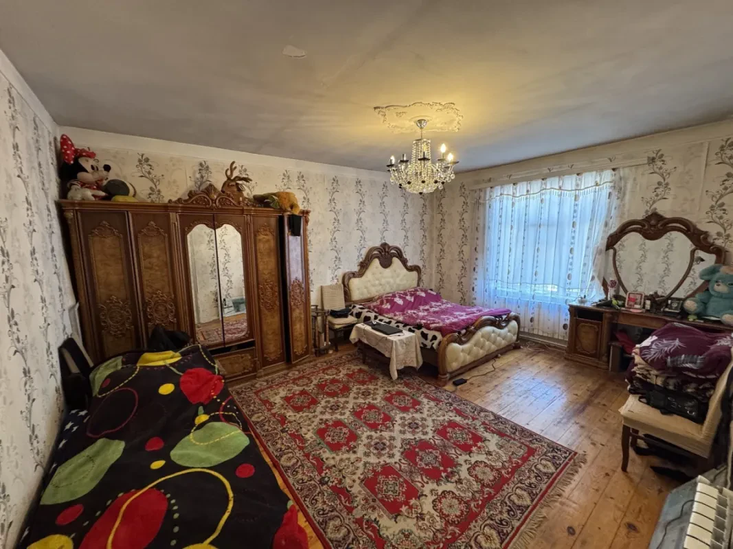 Satılır 5 otaqlı həyət evi 143 m²