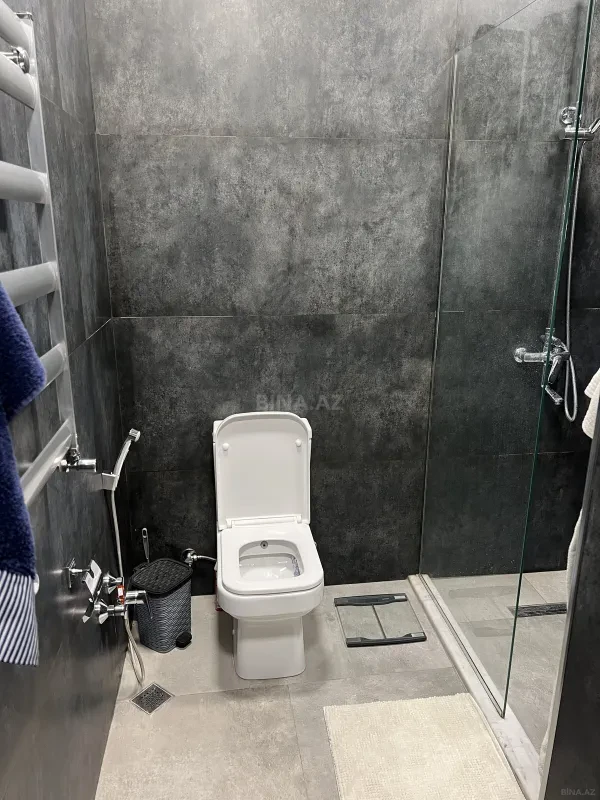 Kirayə verilir 2 otaqlı mənzil 78 m²