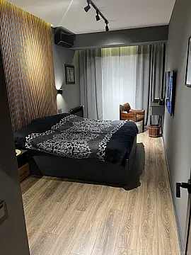 Kirayə verilir 2 otaqlı mənzil 78 m²