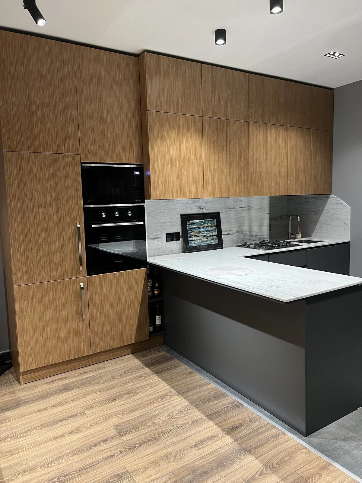 Kirayə verilir 2 otaqlı mənzil 78 m²