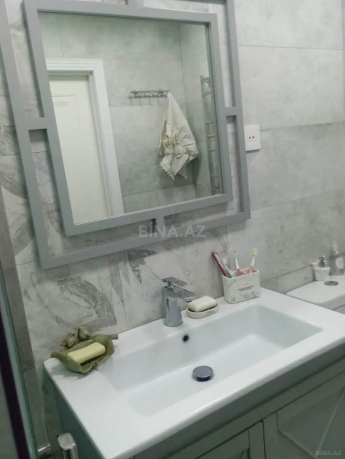 Satılır 2 otaqlı mənzil 60 m²