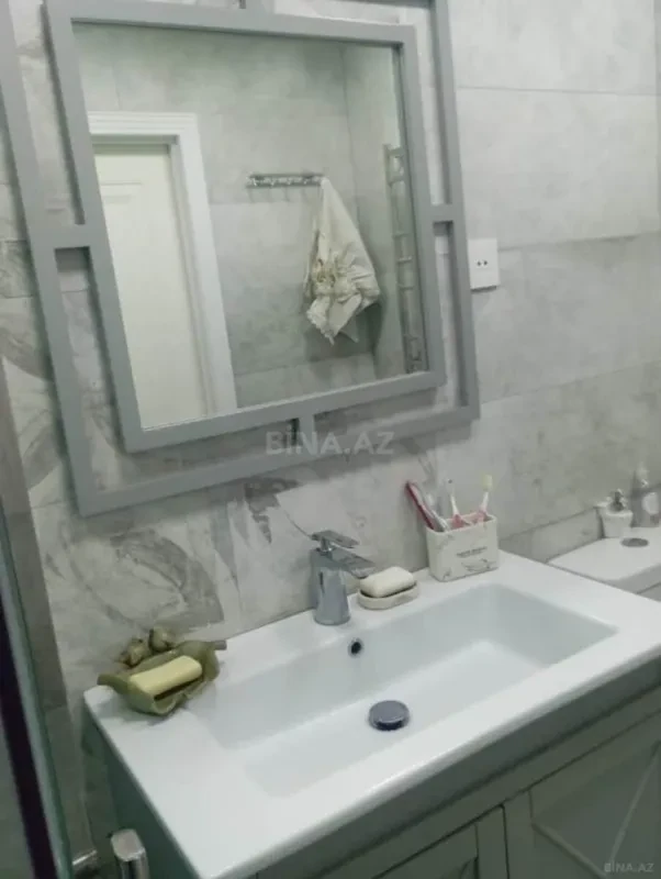 Satılır 2 otaqlı mənzil 60 m²