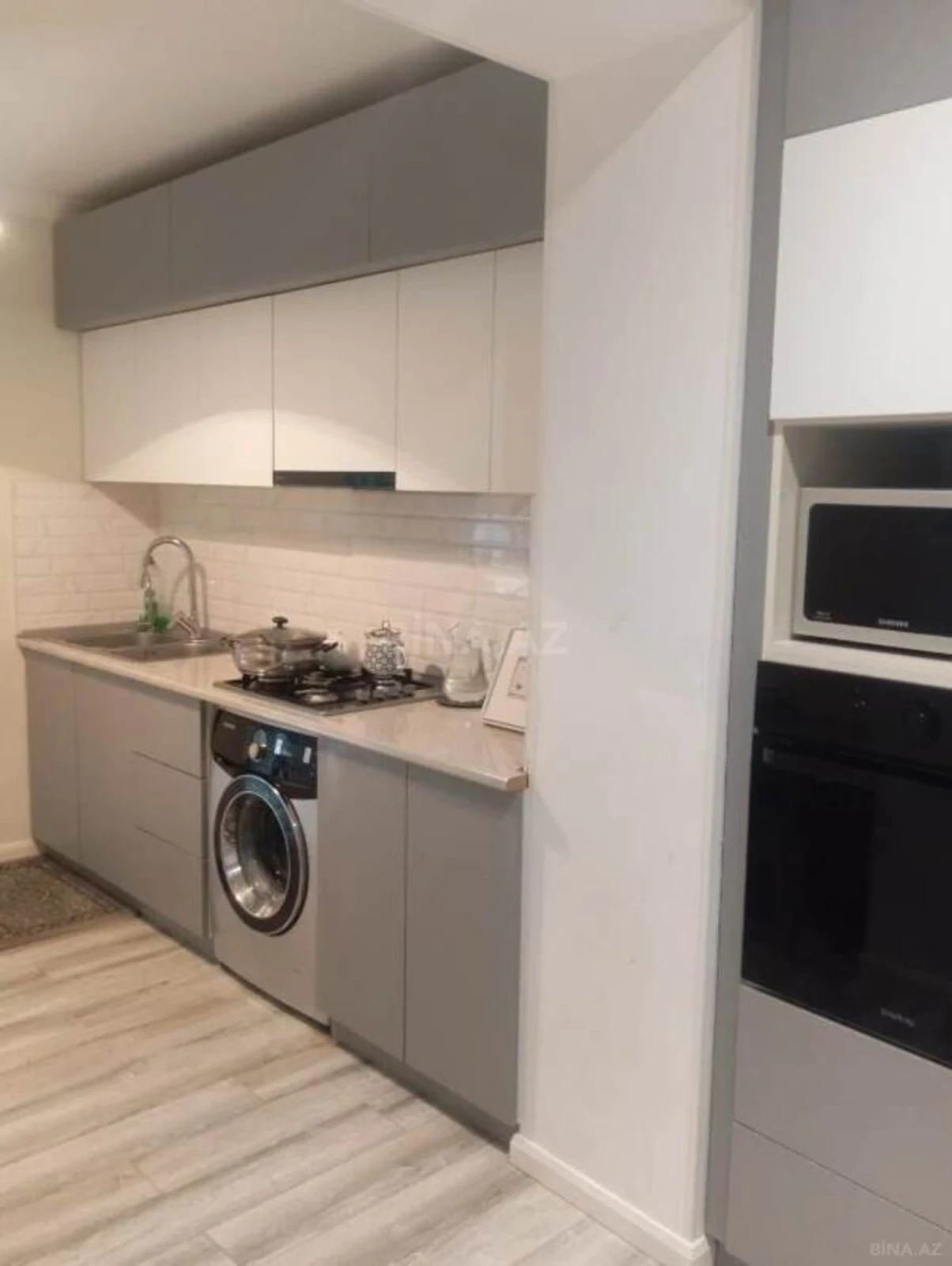 Satılır 2 otaqlı mənzil 60 m²