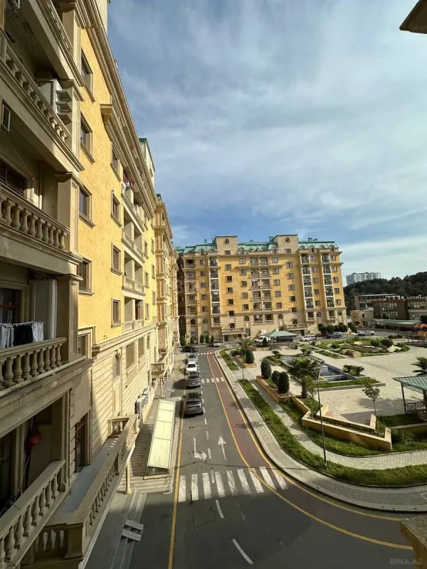 Satılır 3 otaqlı mənzil 90 m²