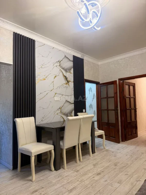 Satılır 2 otaqlı mənzil 55 m²