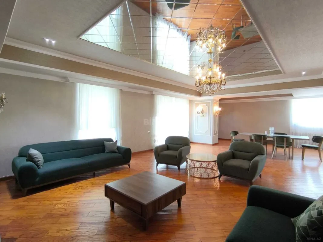 Kirayə verilir 5 otaqlı mənzil 320 m²