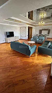 Kirayə verilir 5 otaqlı mənzil 320 m²