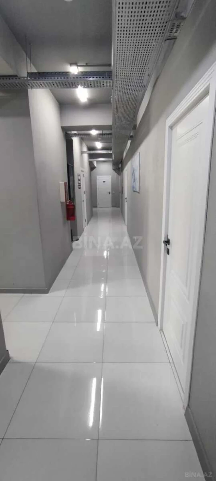 Kirayə verilir 2 otaqlı ofis 65 m²