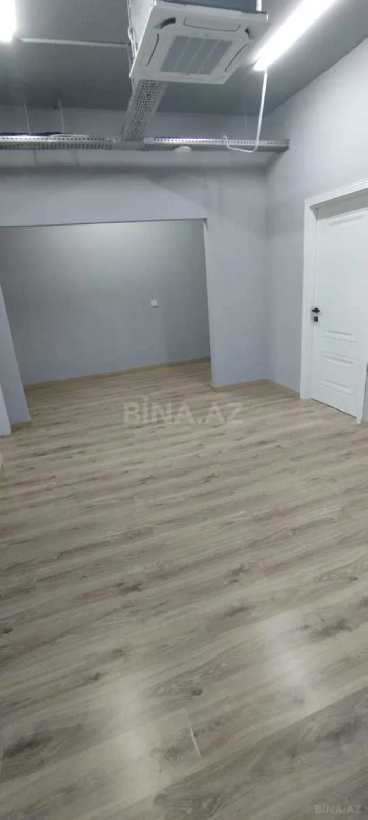 Kirayə verilir 2 otaqlı ofis 65 m²