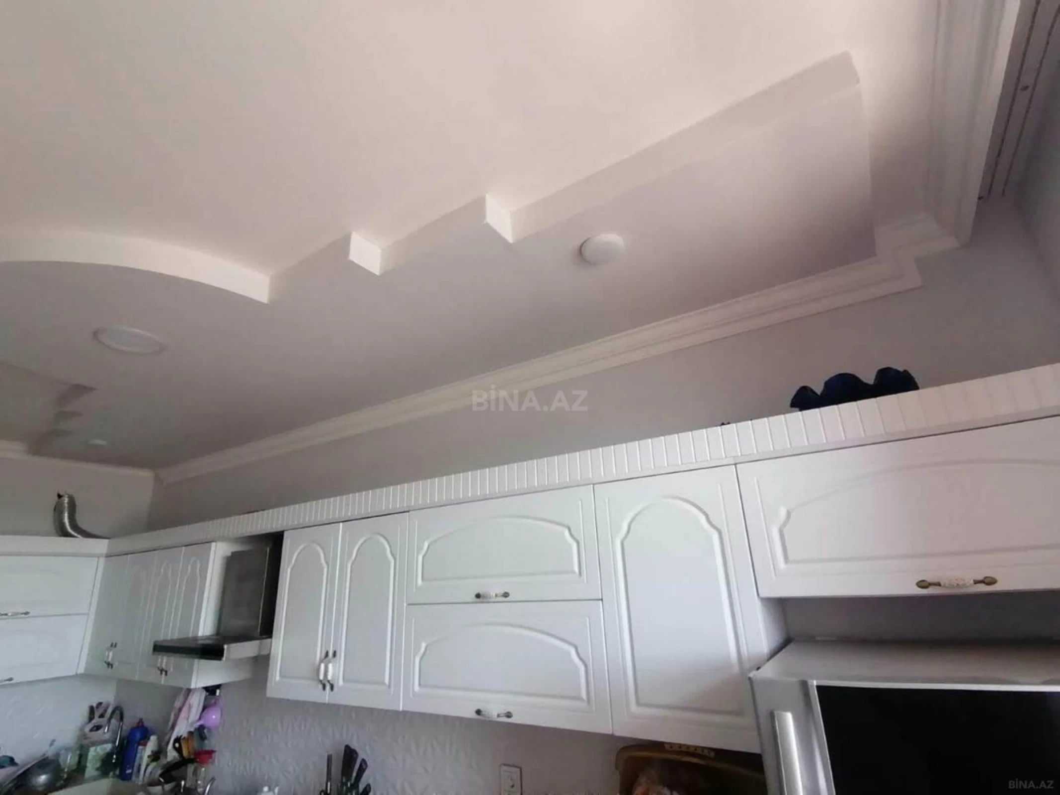 Satılır 4 otaqlı mənzil 123 m²
