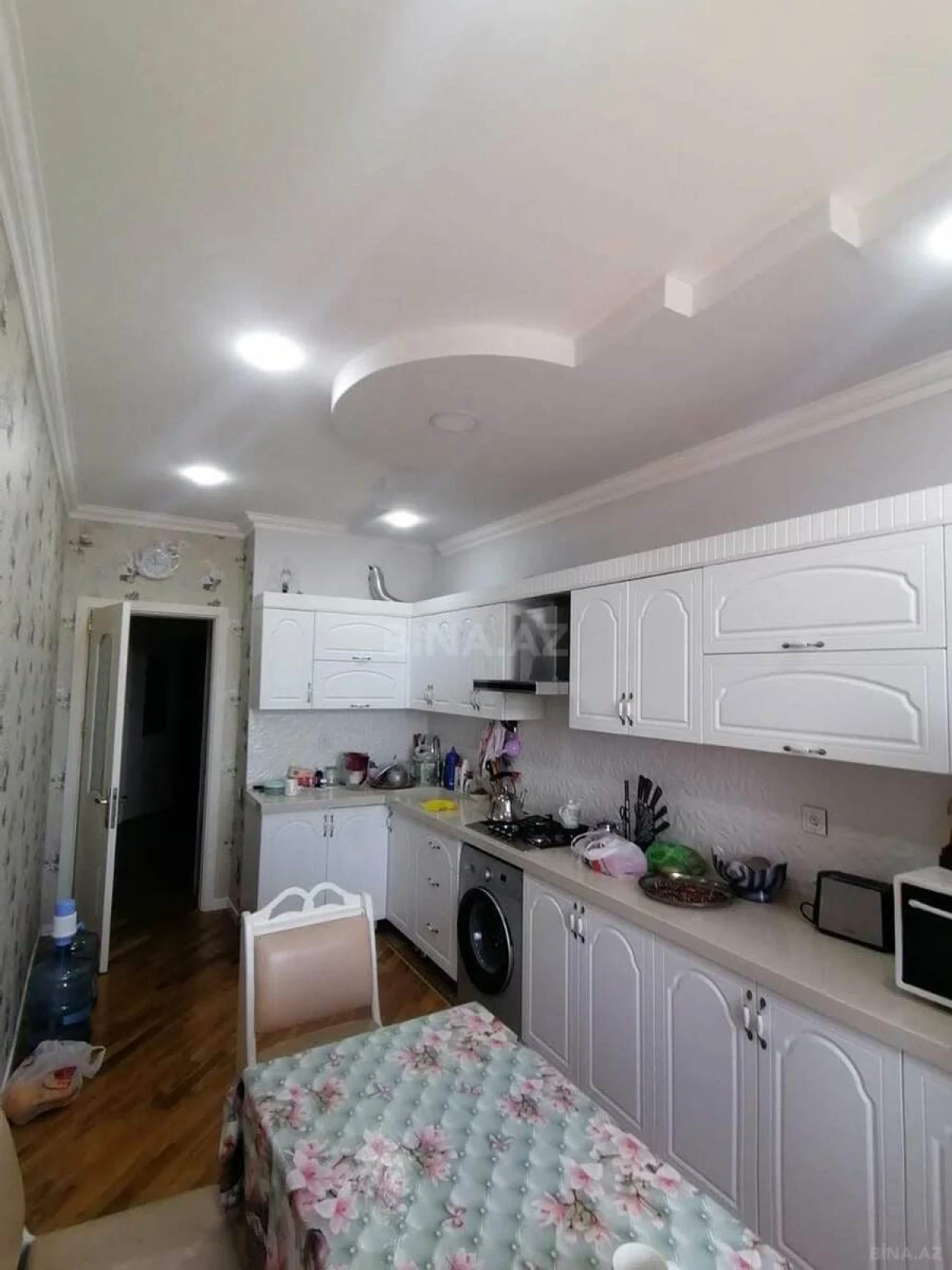 Satılır 4 otaqlı mənzil 123 m²