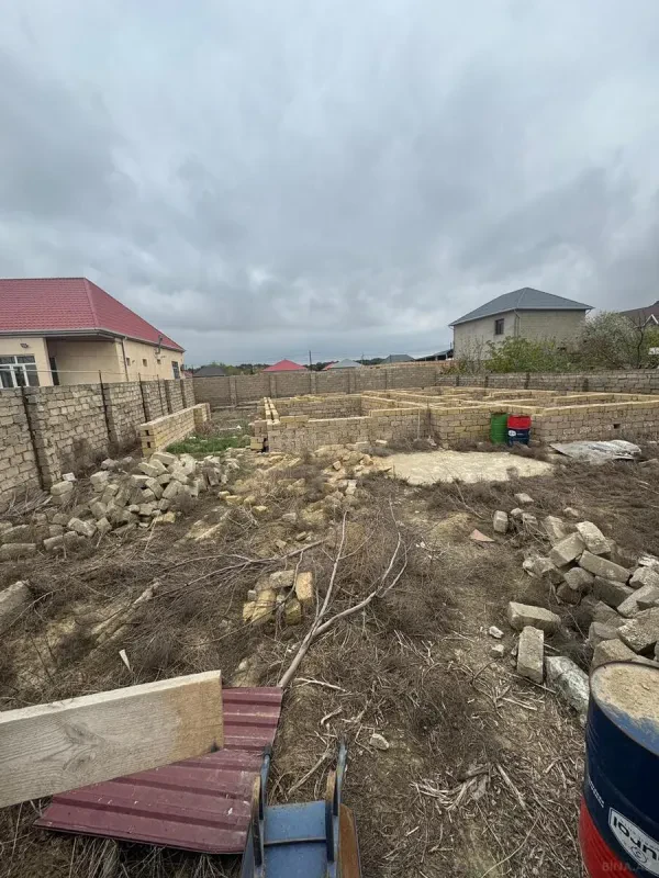Satılır torpaq sahəsi 6 m²