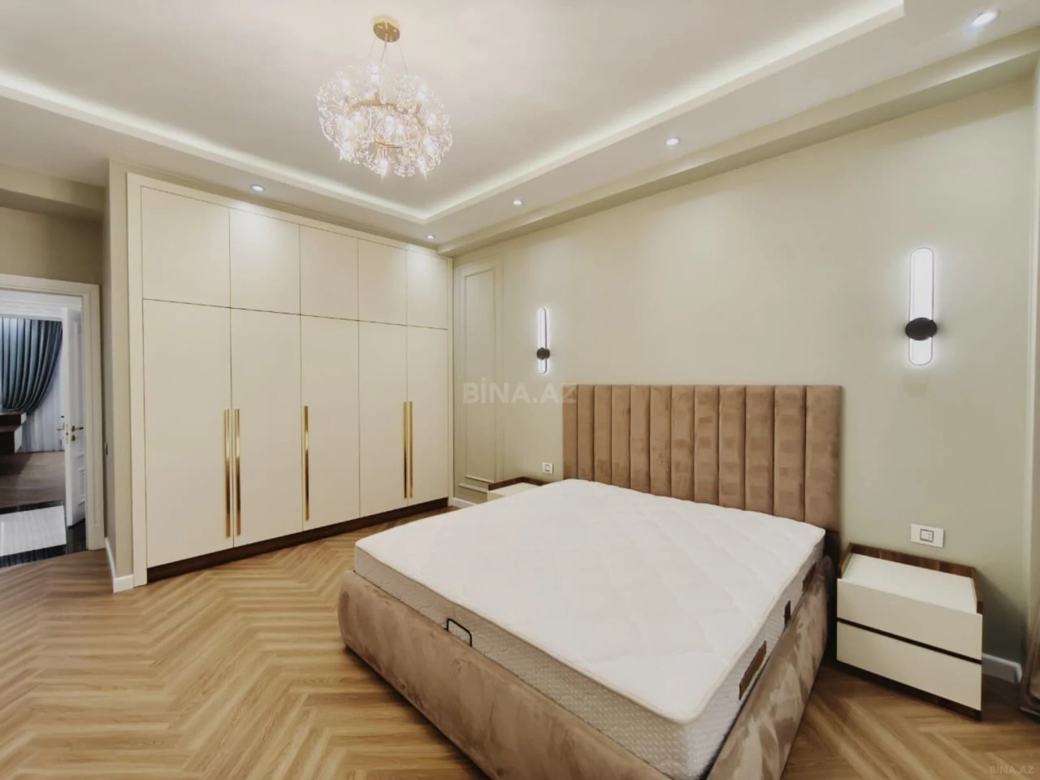 Kirayə verilir 3 otaqlı mənzil 115 m²