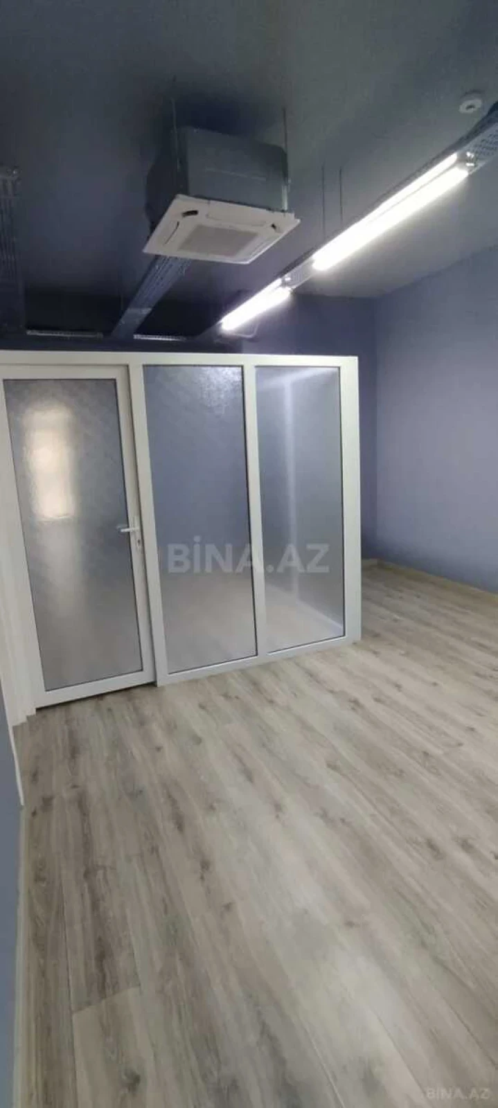 Kirayə verilir 3 otaqlı ofis 90 m²