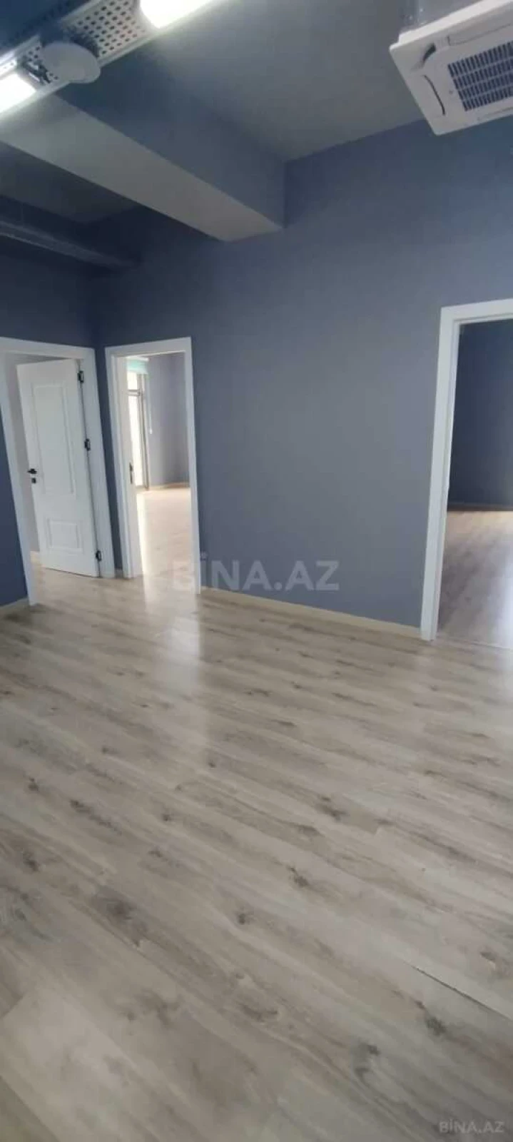 Kirayə verilir 3 otaqlı ofis 90 m²