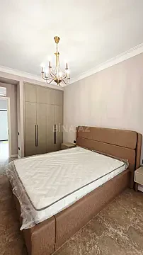 Kirayə verilir 3 otaqlı mənzil 140 m²