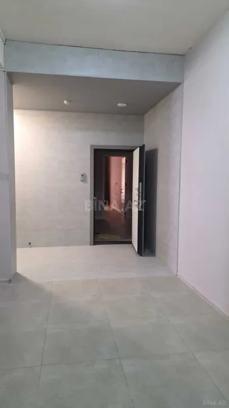 Kirayə verilir 3 otaqlı mənzil 140 m²
