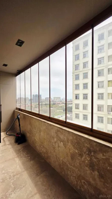 Kirayə verilir 3 otaqlı mənzil 140 m²