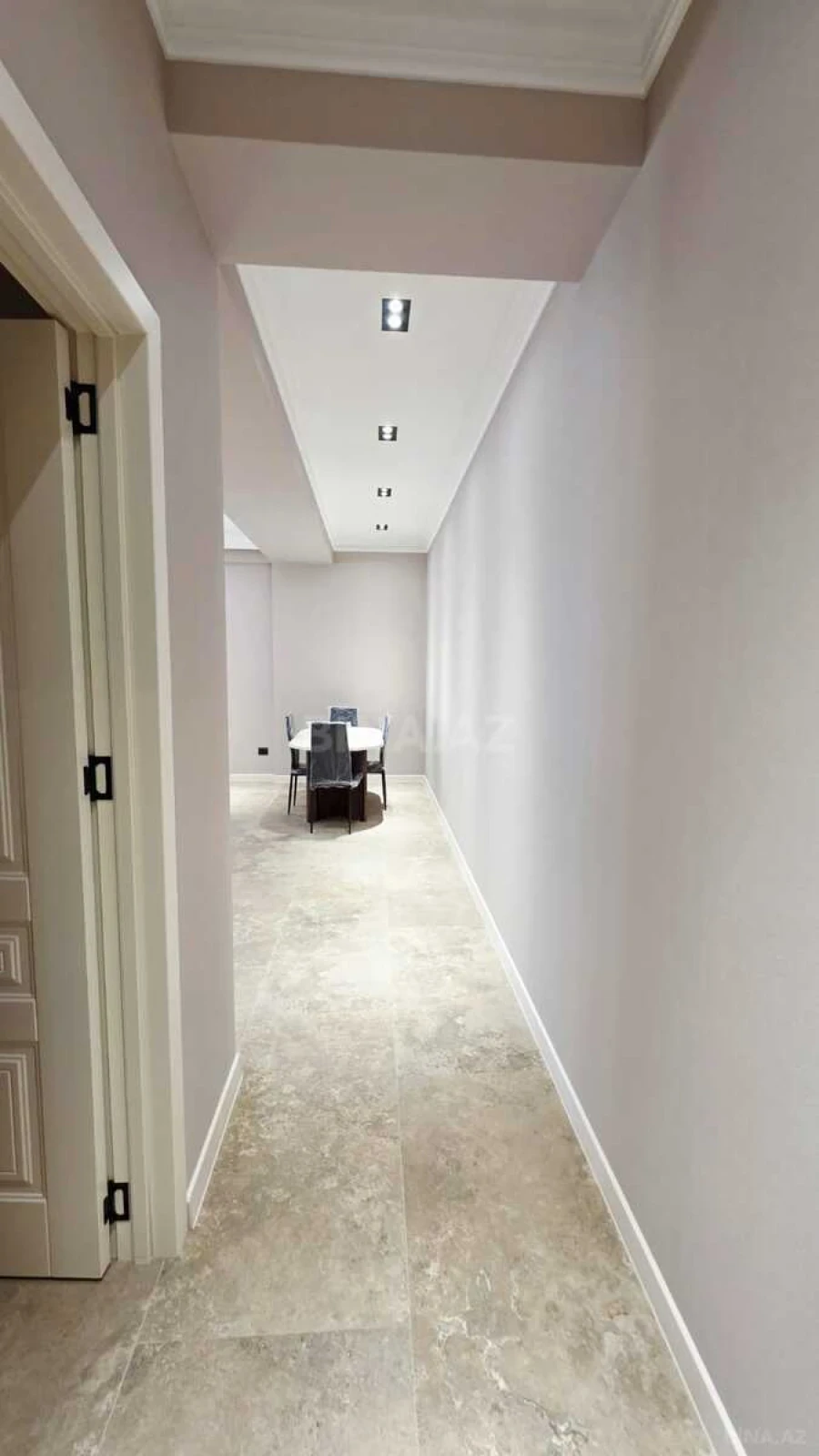 Kirayə verilir 3 otaqlı mənzil 140 m²