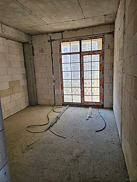 Satılır 3 otaqlı mənzil 108.8 m²