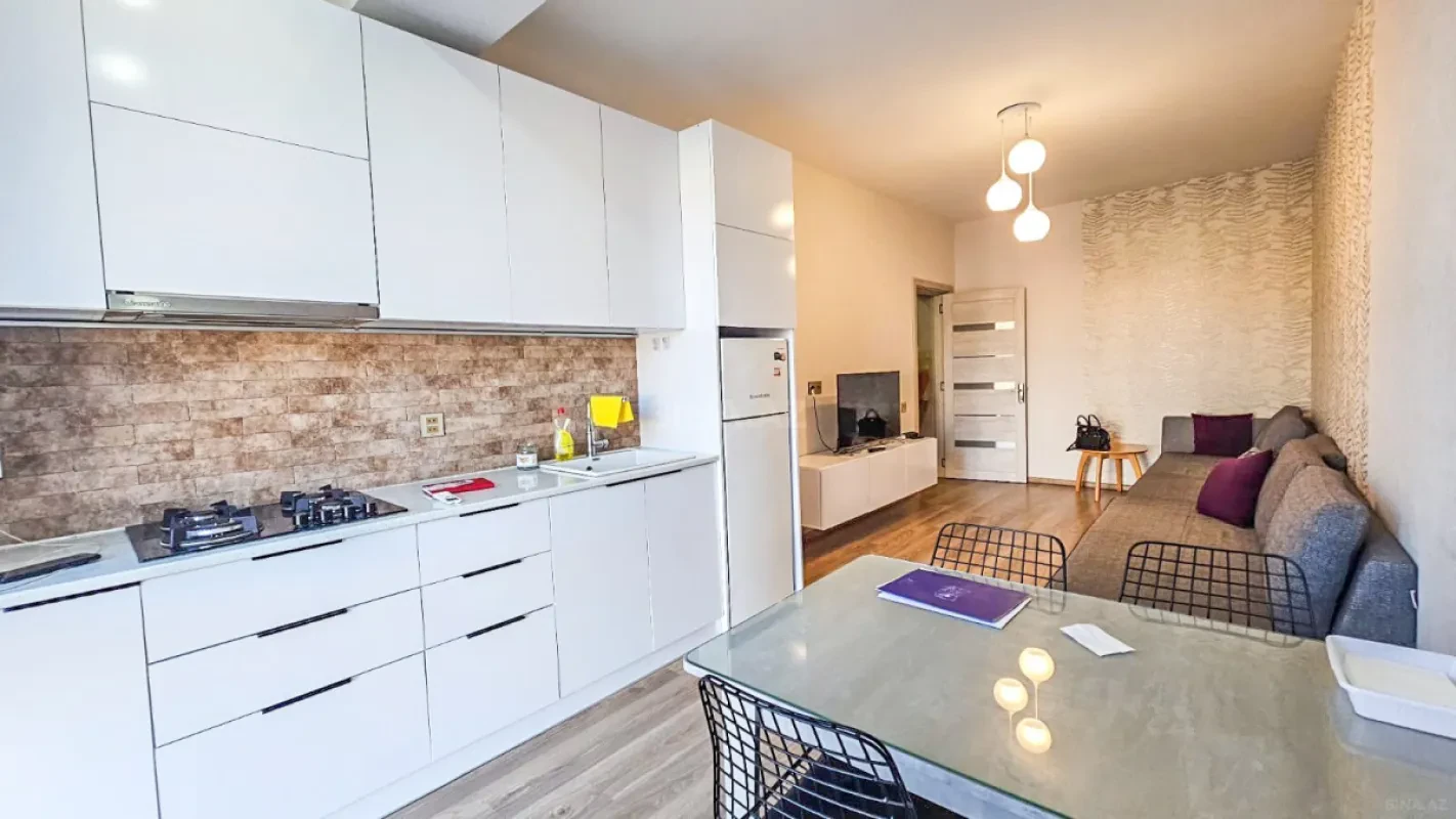 Kirayə verilir 2 otaqlı mənzil 62 m²