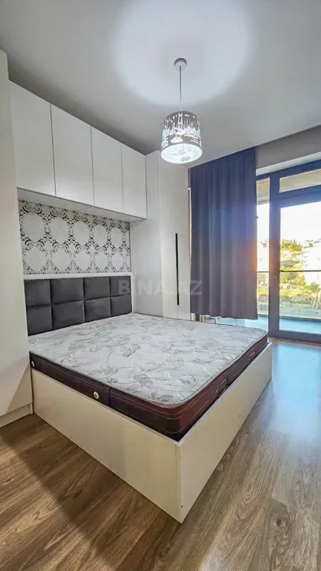 Kirayə verilir 2 otaqlı mənzil 62 m²
