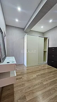 Kirayə verilir 2 otaqlı mənzil 62 m²