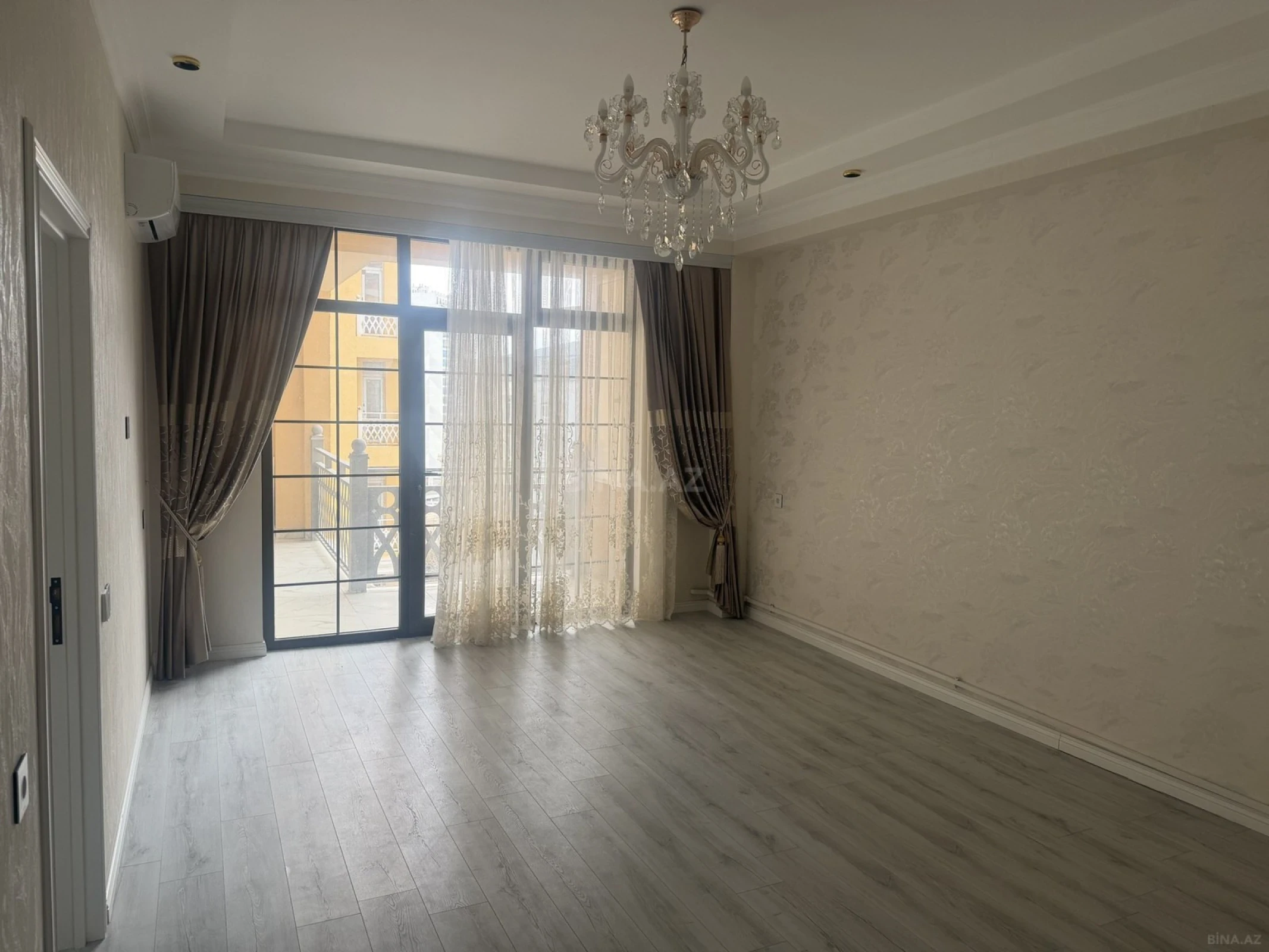 Satılır 3 otaqlı mənzil 80 m²