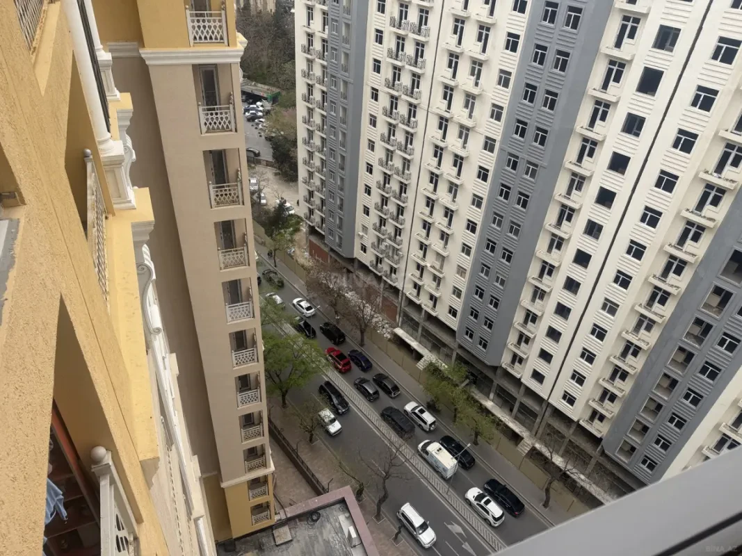 Satılır 3 otaqlı mənzil 80 m²