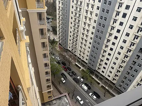 Satılır 3 otaqlı mənzil 80 m²