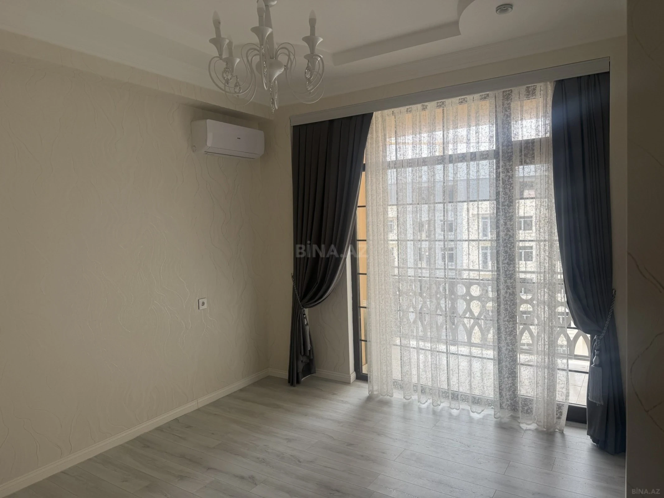 Satılır 3 otaqlı mənzil 80 m²