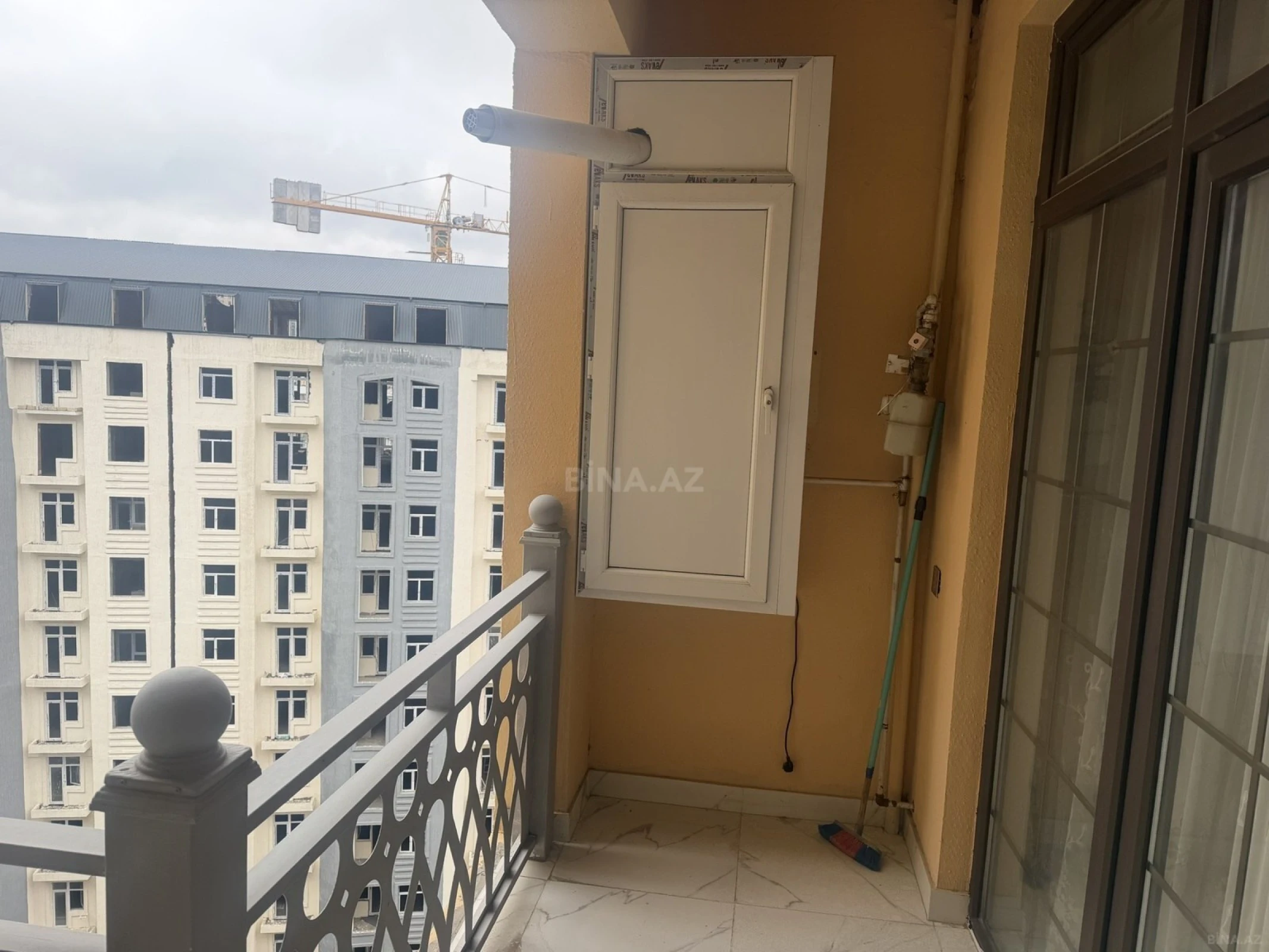 Satılır 3 otaqlı mənzil 80 m²