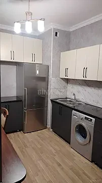 Kirayə verilir 2 otaqlı mənzil 65 m²