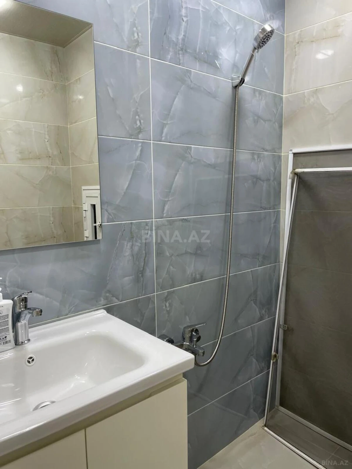 Satılır 2 otaqlı mənzil 55 m²