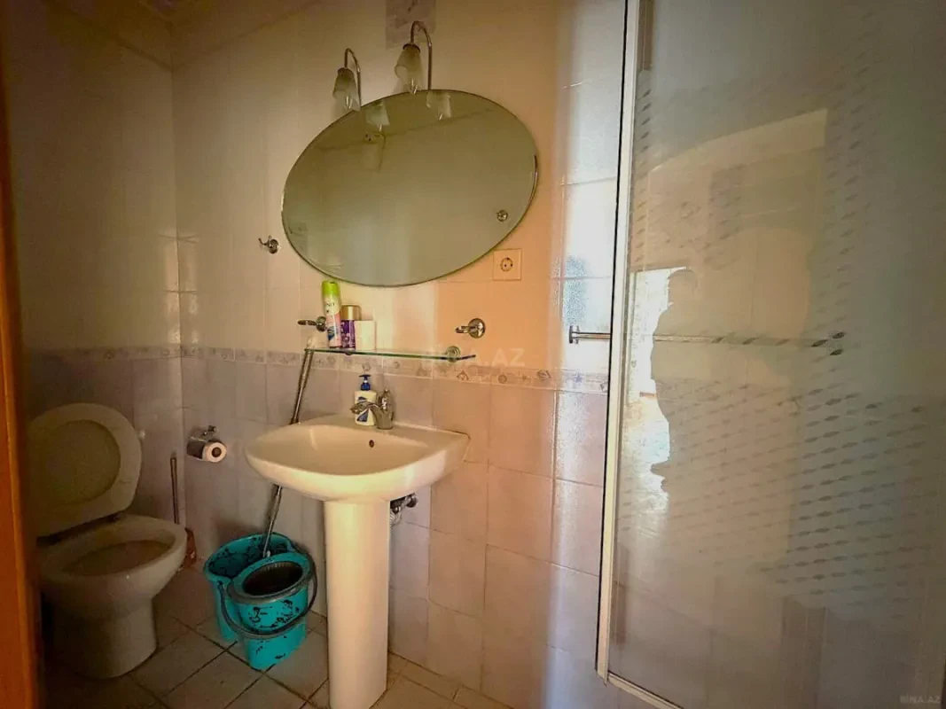 Satılır 5 otaqlı mənzil 160 m²